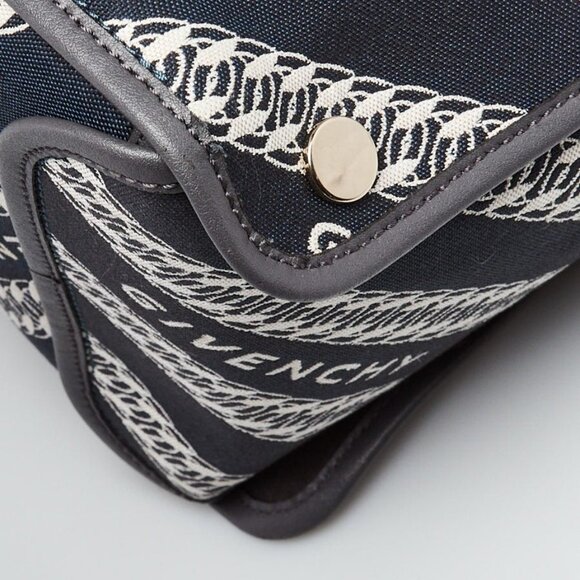 Givenchy Blue Jacquard Canvas Medium Bond Chain Tote Bag - Picture 4 of 11